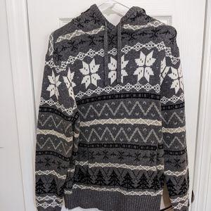 American Eagle Fleece Sweater